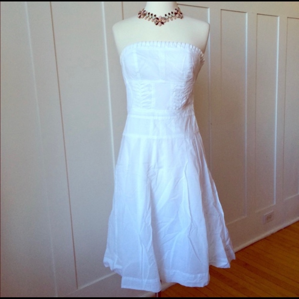 Express beautiful white cotton dress size 4